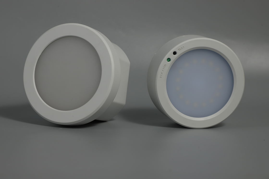 IP65 چراغ های اضطراری LED 3W قابل شارژ 3 سال گارانتی باتری Ni-Cd L128MN-B