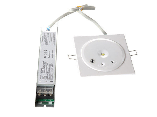 چراغ اضطراری قابل شارژ 220 ولت با 180 دقیقه کارکرد، بدنه ABS مقاوم در برابر آتش و نصب توکار دیواری